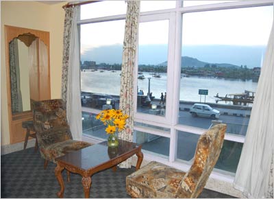 Room at Hotel Duke, Srinagar